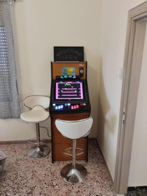 Arcade Central Retro Apartment Rethymno  Bagian luar foto